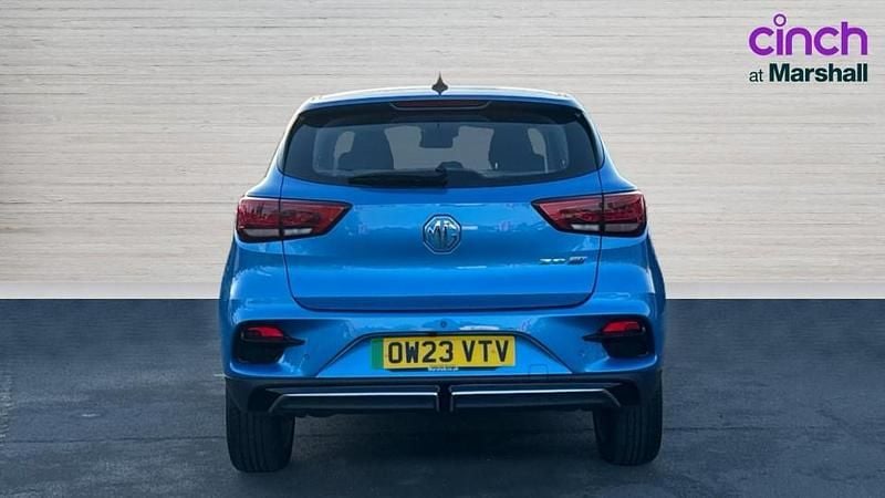 Used MG ZS SE 114 kW (156 HP) 2023 Blue SUV