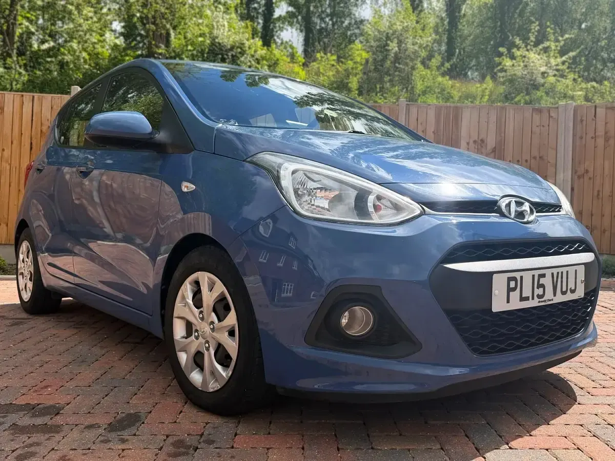 Used Hyundai i10 SE 2015 Blue Hatchback