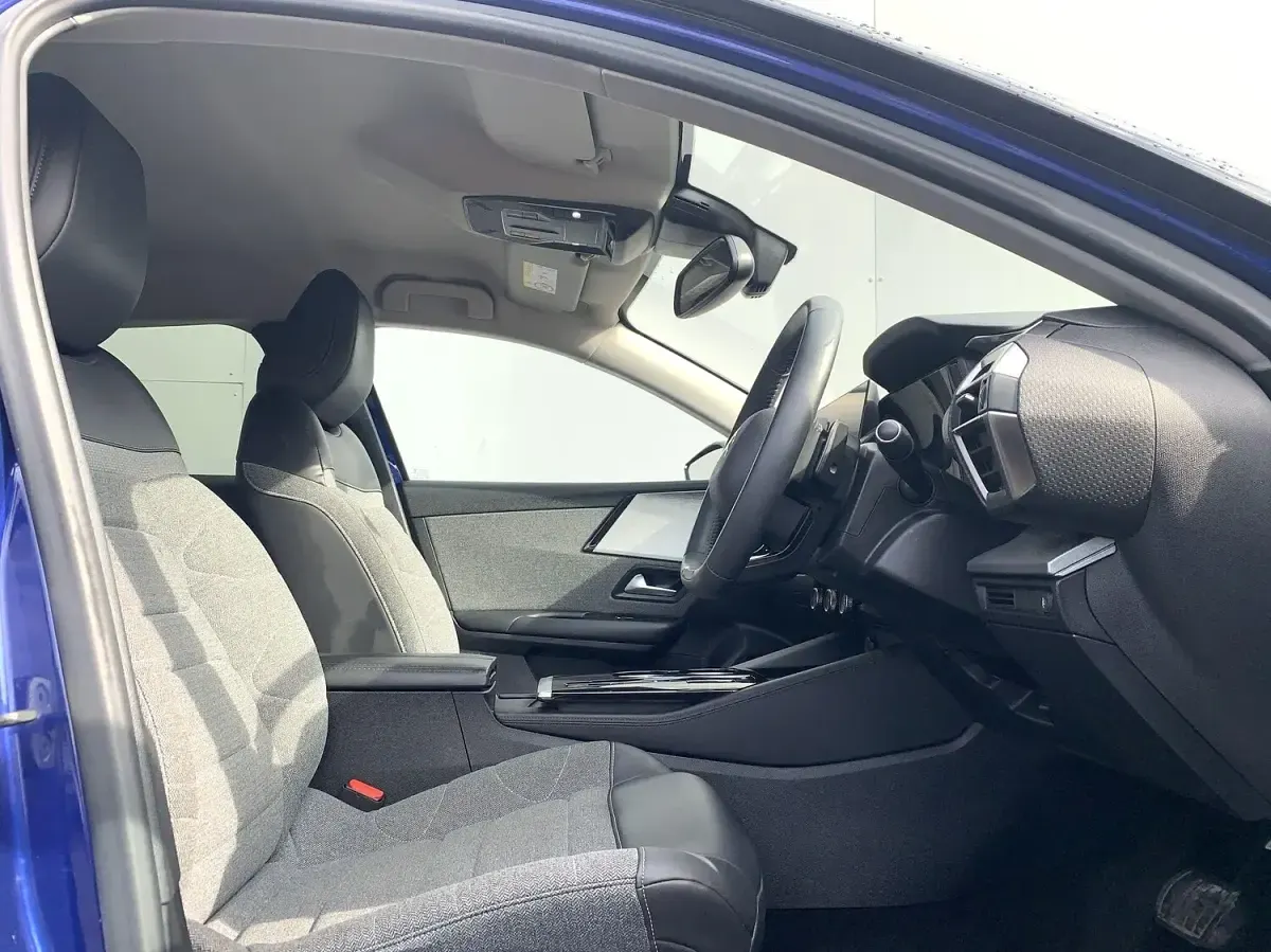 Used Citroën C5 X PureTech 127 HP (93 kW) 2022 Blue Estate
