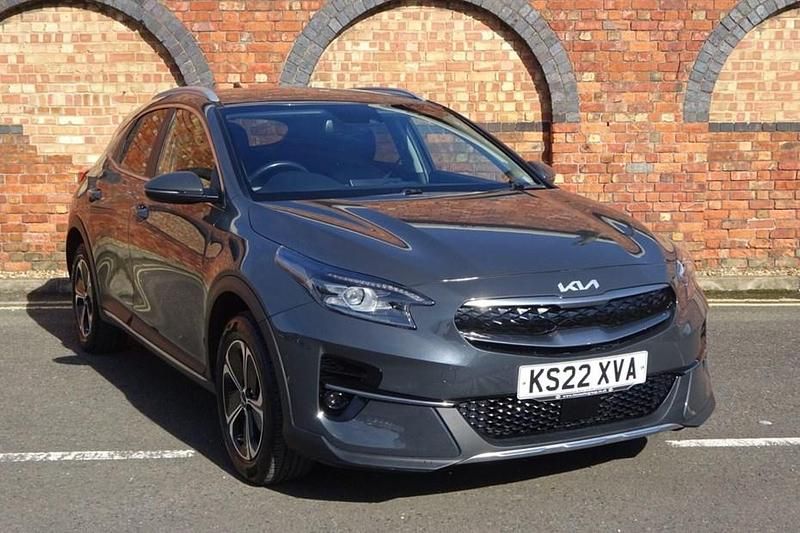 Grey Used 2022 Kia XCeed SUV | £14,995 (Fair price) - Image 1/1