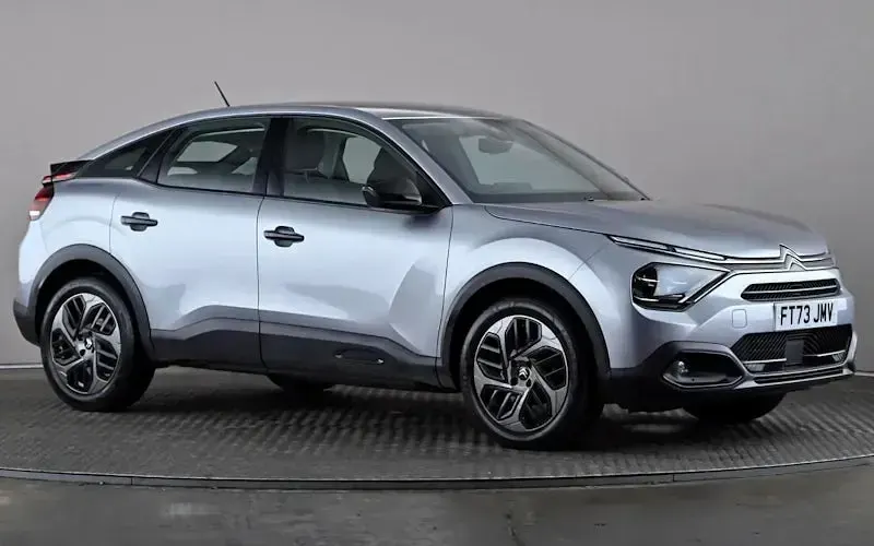 Used Citroën C4 PureTech 101 HP (74 kW) 2023 SUV