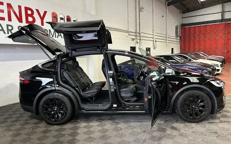 Used Tesla Model X Standard Range 448 kW (610 HP) 2019 Black SUV