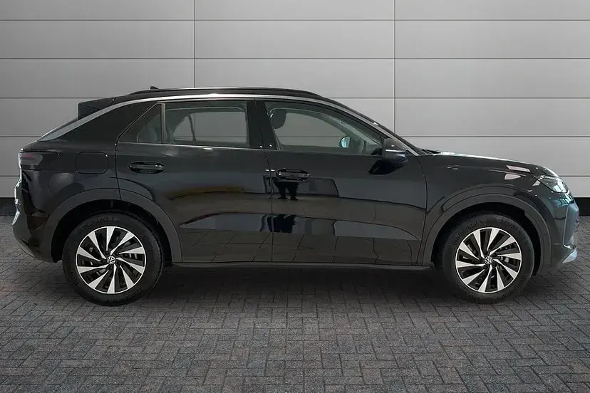 New VW T-Roc Life 150 HP (110 kW) 2026 Pure white SUV