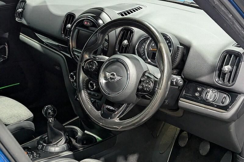 Begagnad Mini Cooper S Countryman 192 HK (141 kW) 2017 Blå SUV
