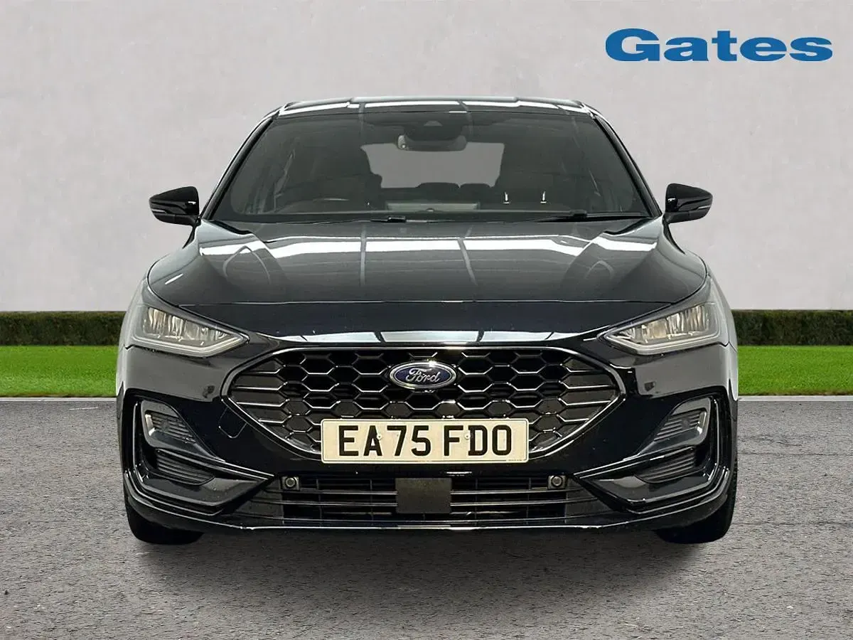 Used Ford Focus ST-Line 100 HP (73 kW) 2025 Black Hatchback