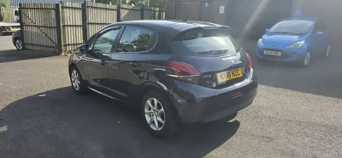 Used Peugeot 208 Active 2018 Blue Hatchback