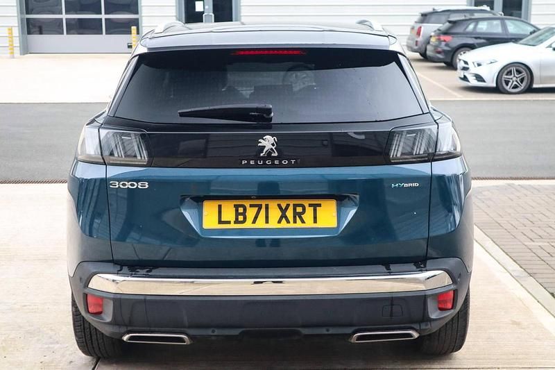 Used Peugeot 3008 Premium 222 HP (163 kW) 2022 Blue SUV