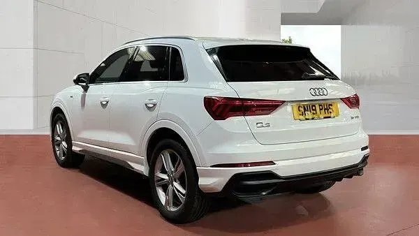 Used Audi Q3 S-Line 150 HP (110 kW) 2019 White SUV