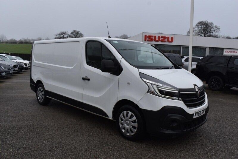 White Used 2019 Renault Trafic Business Van | £10,482 (Fair price) - Image 1/3