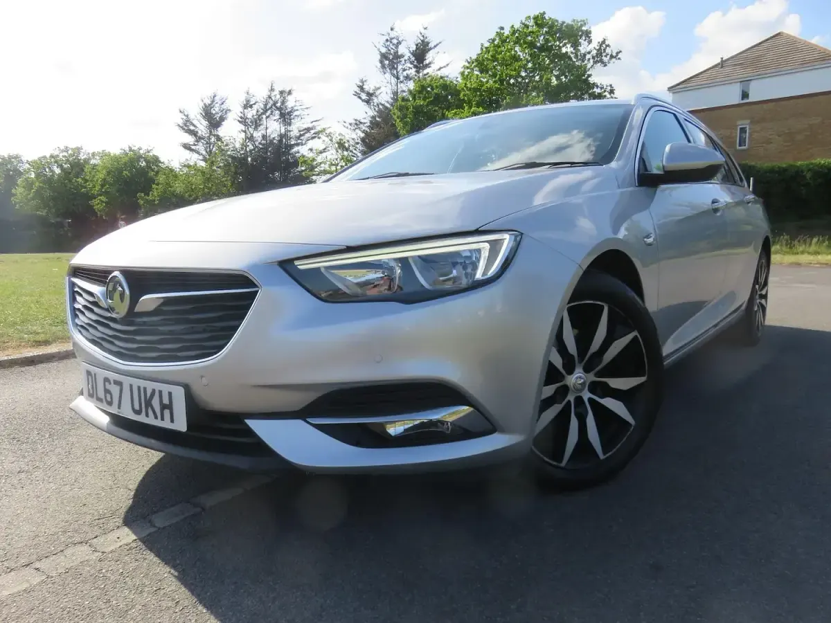 Used Vauxhall Insignia S 2017 Silver Estate