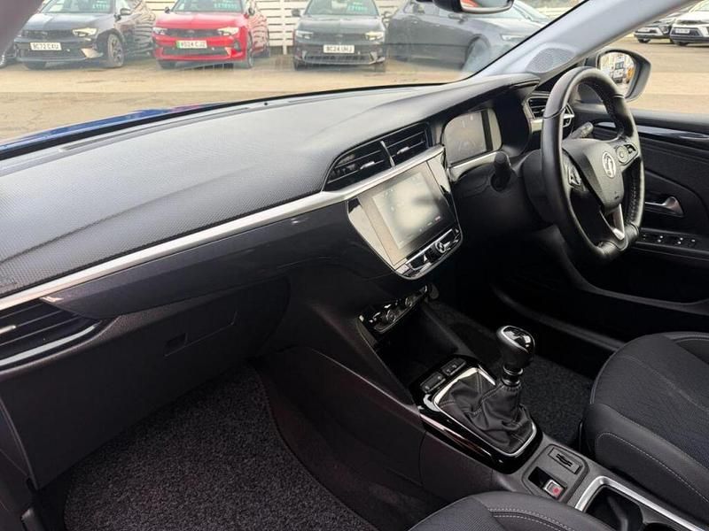 Used Vauxhall Corsa Edition 99 HP (72 kW) 2022 Blue Hatchback