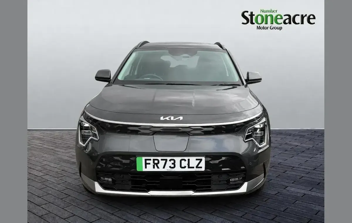 Used Kia e-Niro 150 kW (204 HP) 2023 Grey SUV