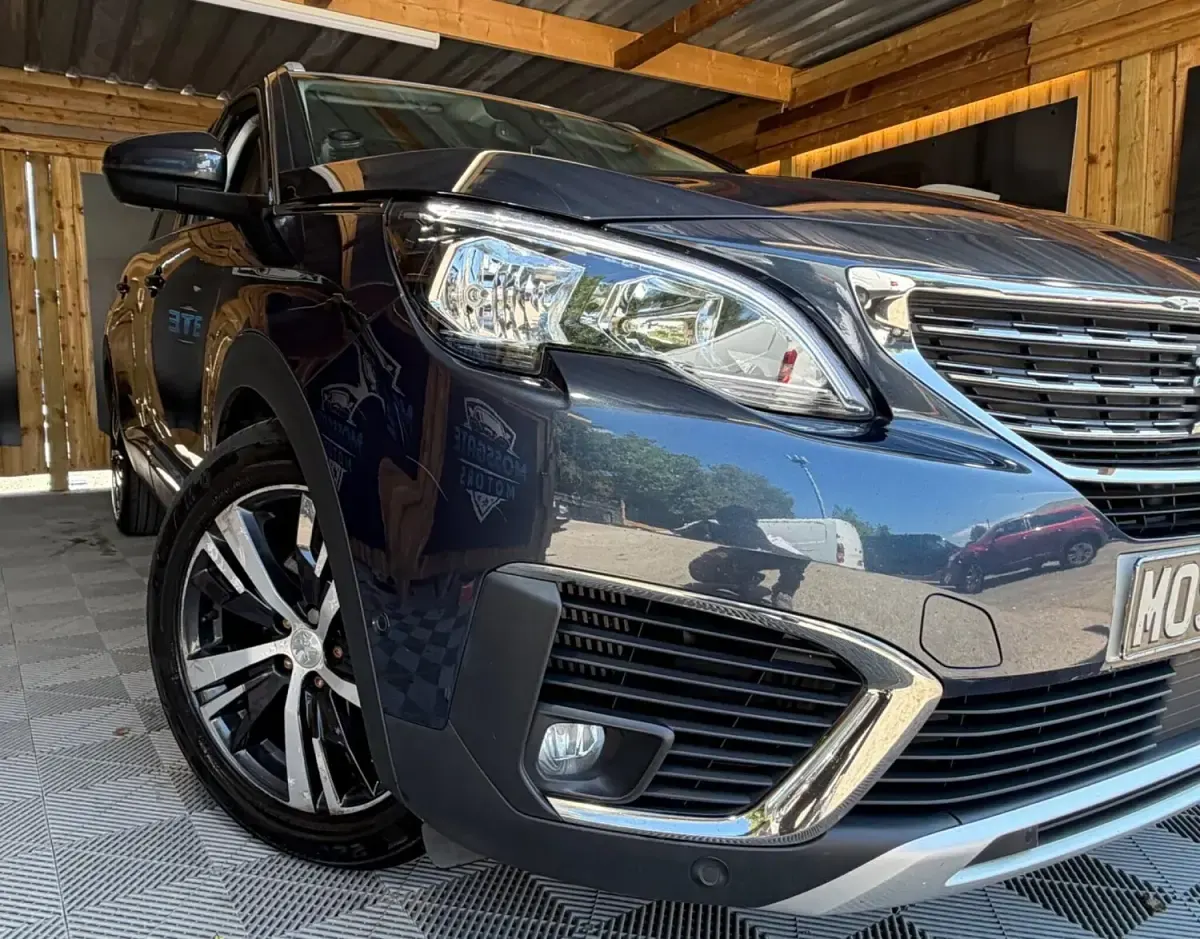 Used Peugeot 5008 Allure 2018 Blue SUV