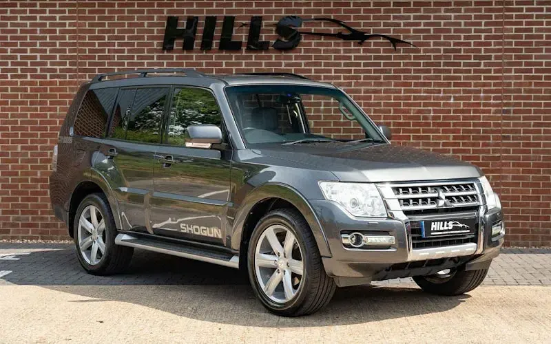 Used Mitsubishi Shogun 200 HP (147 kW) 2014 SUV
