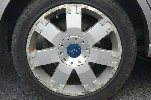 Używany Ford Mondeo 2004 Hatchback