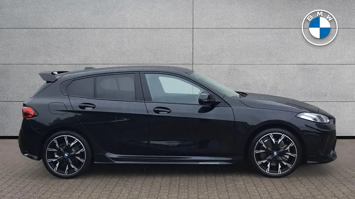 Used BMW 123 M Sport 215 HP (158 kW) 2026 Black Hatchback
