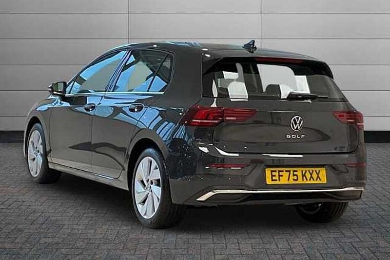 Used VW Golf VIII 150 HP (110 kW) 2026