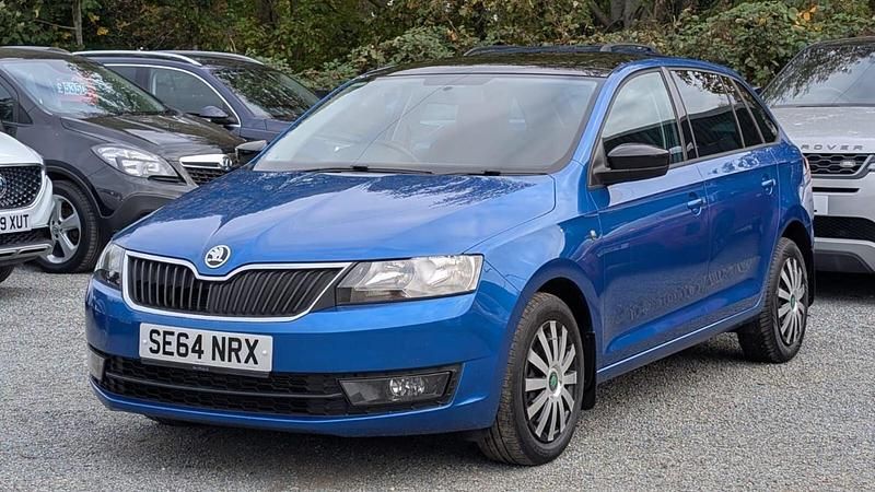 Blue Used 2015 Skoda Rapid Sport Hatchback | £2,500 (Super price) - Image 1/4