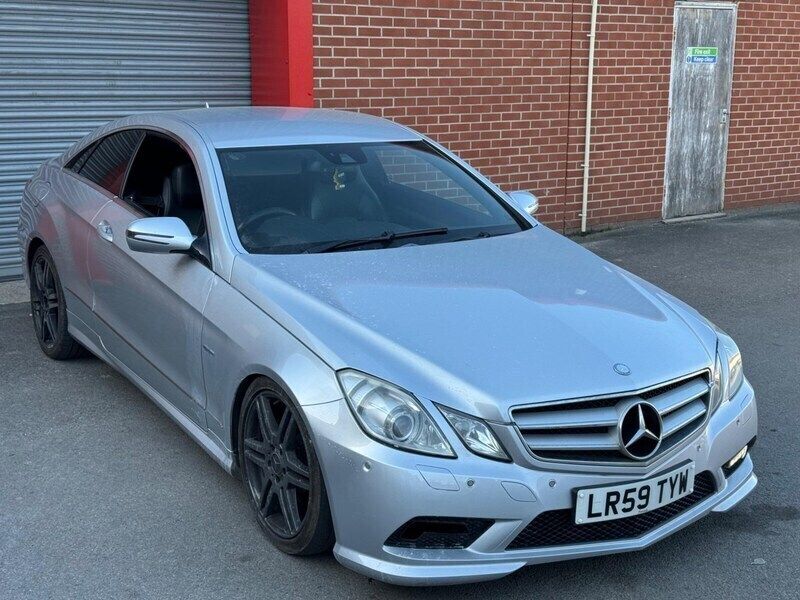 Silver Used 2009 Mercedes E250 Coupe | £3,695 (Fair price) - Image 1/4