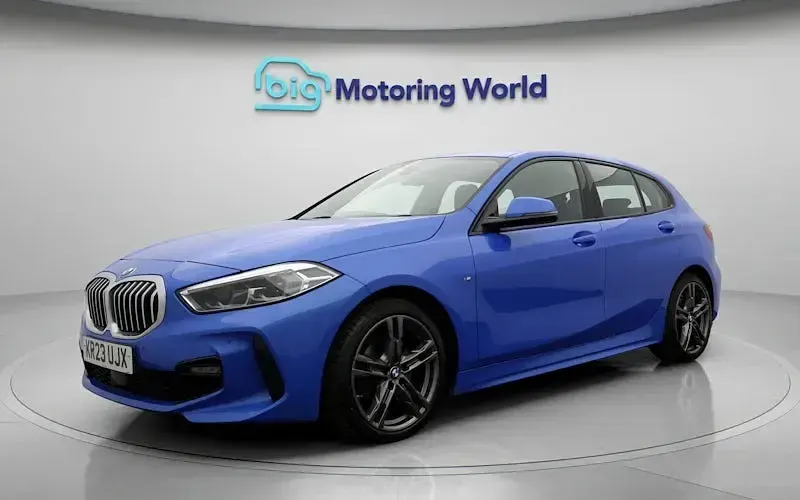 Used BMW 118 M Sport 136 HP (100 kW) 2023 Blue Hatchback