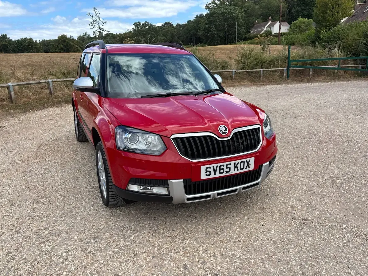 Used Skoda Yeti SE L 110 HP (80 kW) 2015 Red SUV