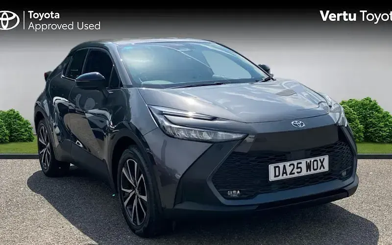 Used Toyota C-HR Design 223 HP (164 kW) 2025 SUV
