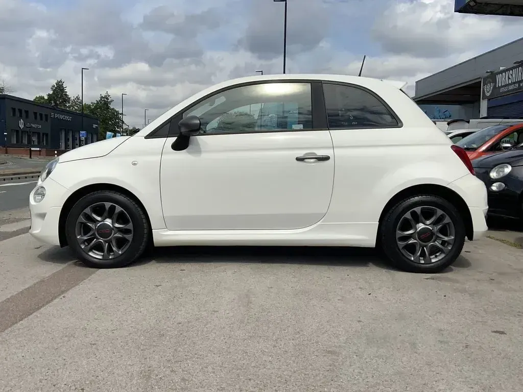 Used Fiat 500 S 69 HP (50 kW) 2017 White Hatchback