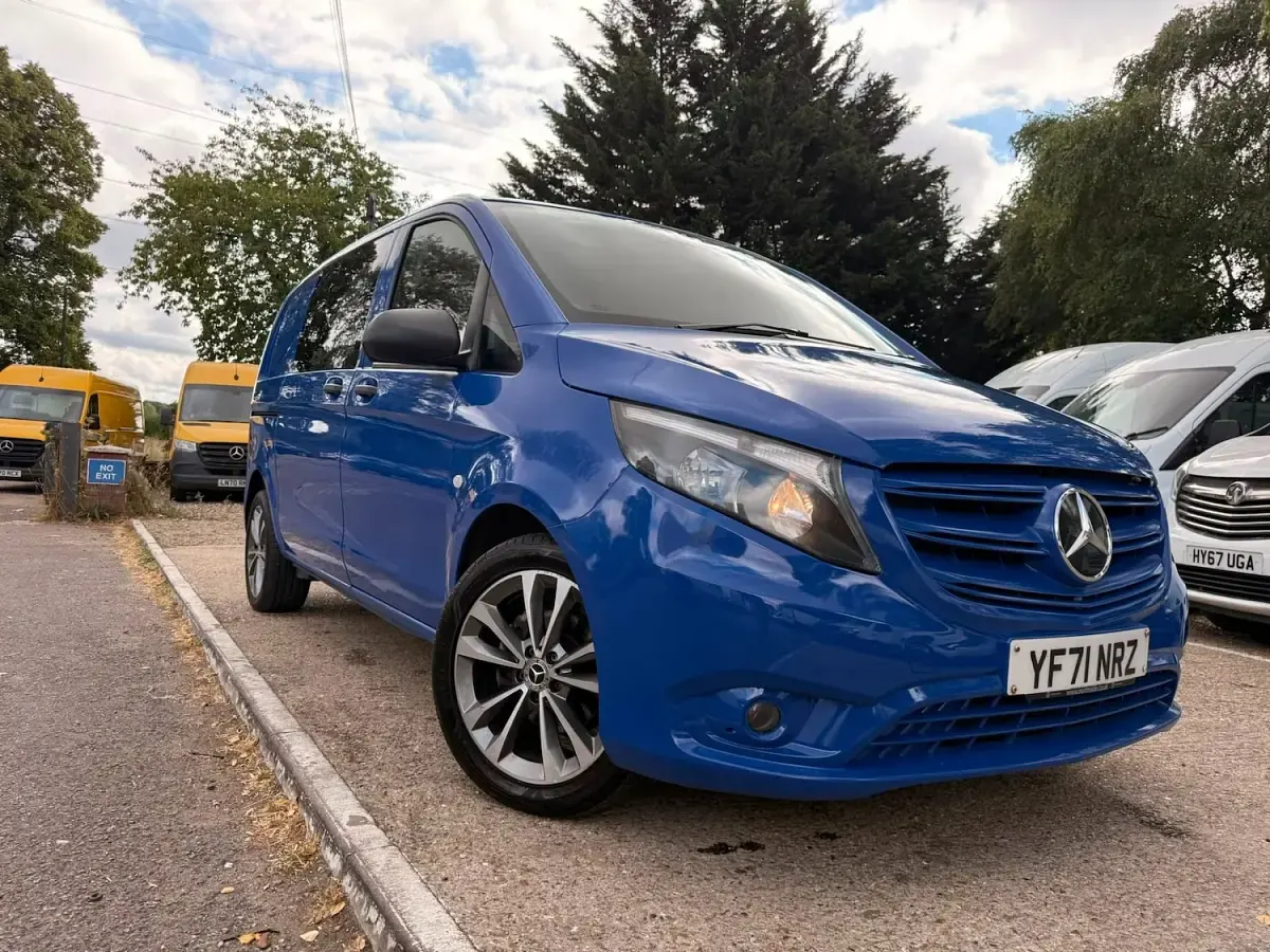 Used Mercedes Vito Progressive 2021 Blue Van