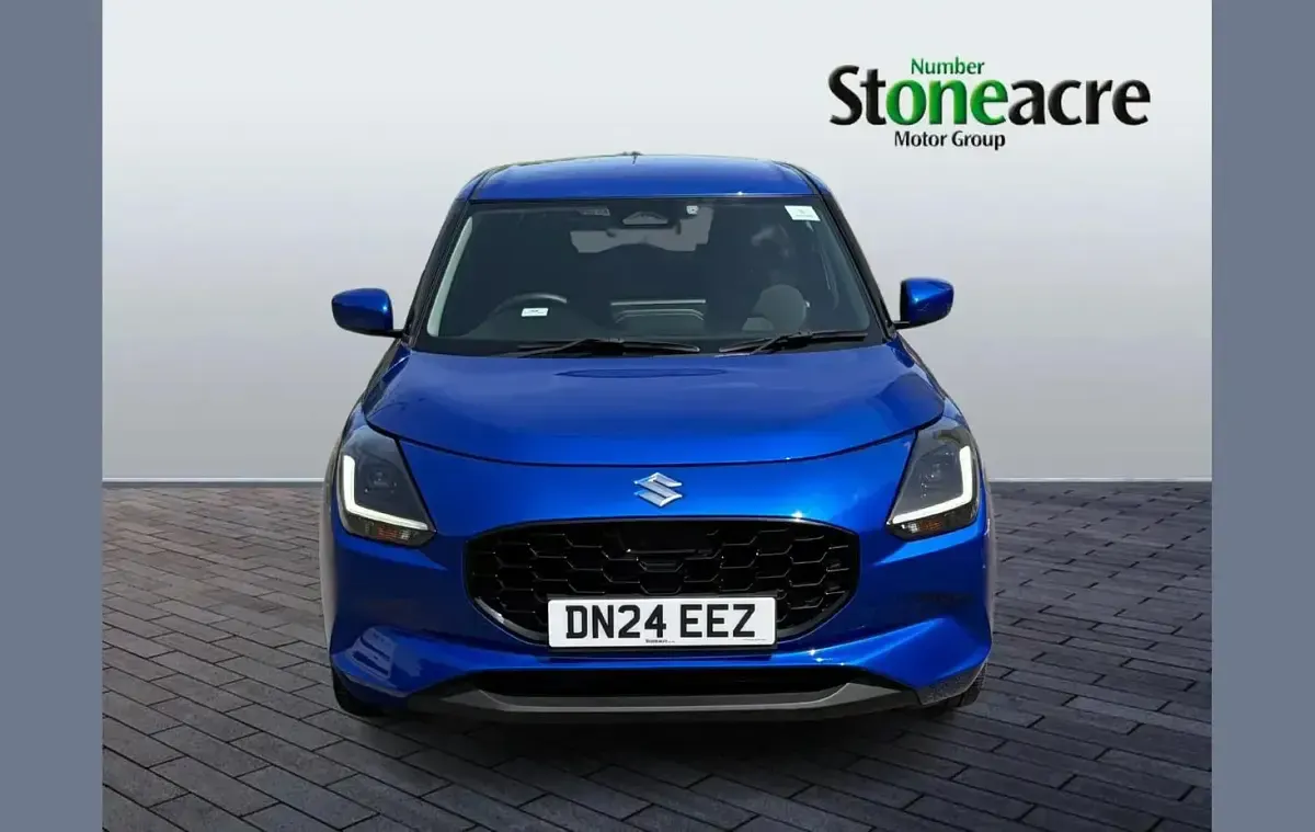 Used Suzuki Swift 80 HP (58 kW) 2024 Blue Hatchback