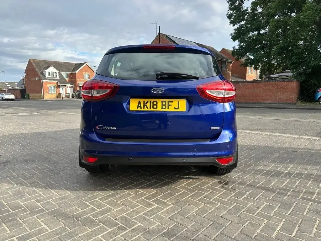 Used Ford C-MAX Titanium 125 HP (91 kW) 2018 Blue MPV