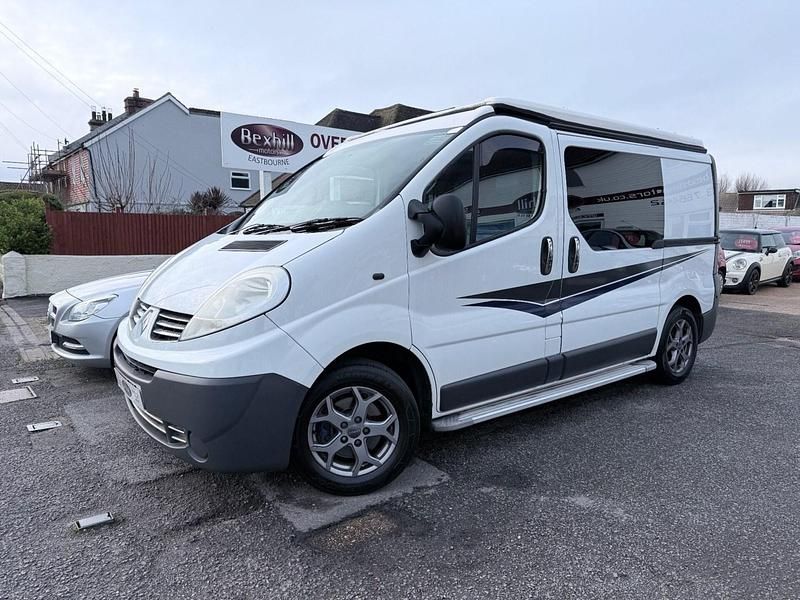 Begagnad Renault Trafic 115 HK (84 kW) 2011 Vit Minibuss