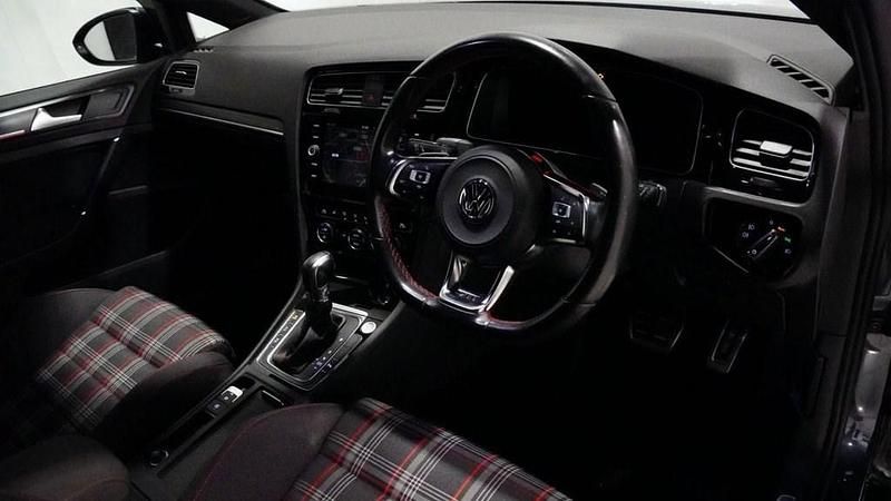 Used VW Golf VII GTI 245 HP (180 kW) 2019 Blue Hatchback