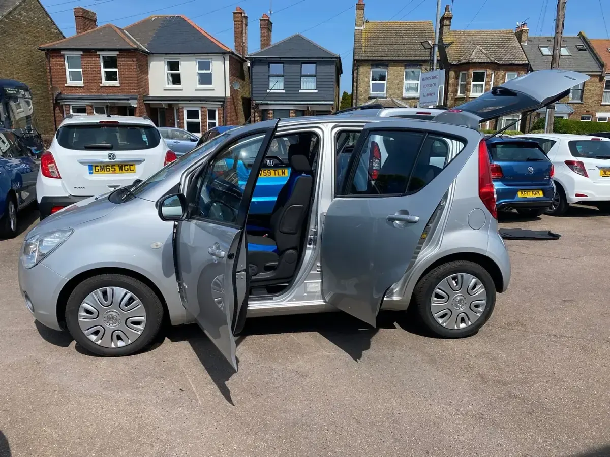 Used Vauxhall Agila Club 2009 Silver MPV