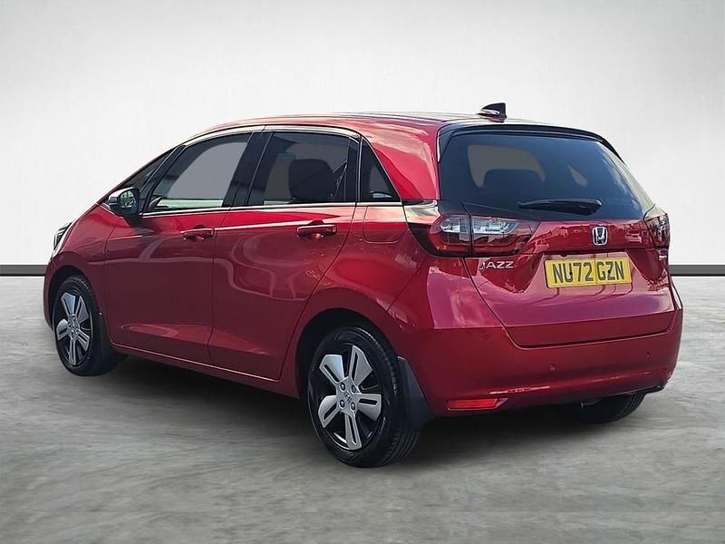 Second-hand Honda Jazz EX 108 CP (79 kW) 2022 Roșu Hatchback