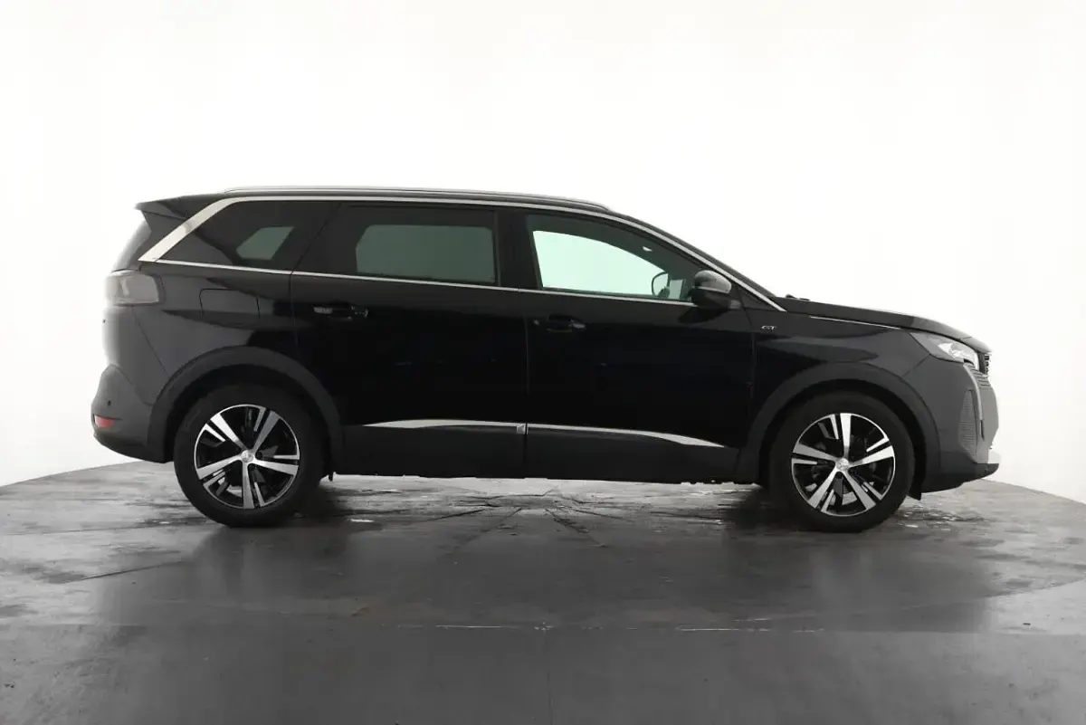 Used Peugeot 5008 GT 129 HP (94 kW) 2023 Black SUV