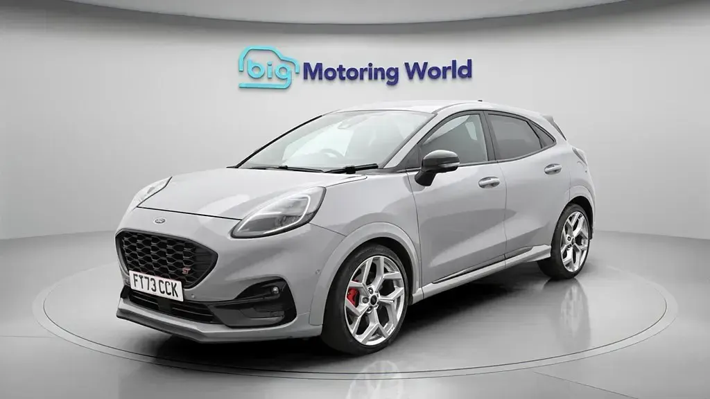 Usado Ford Puma ST 170 HP (125 kW) 2024 Cinzento SUV