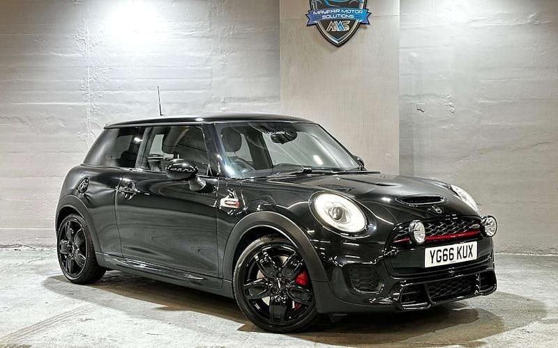 Używany Mini John Cooper Works Hatch 231 KM (169 kW) 2017 Hatchback