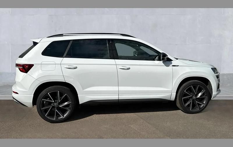 Used Skoda Karoq SportLine 190 HP (139 kW) 2023 White SUV