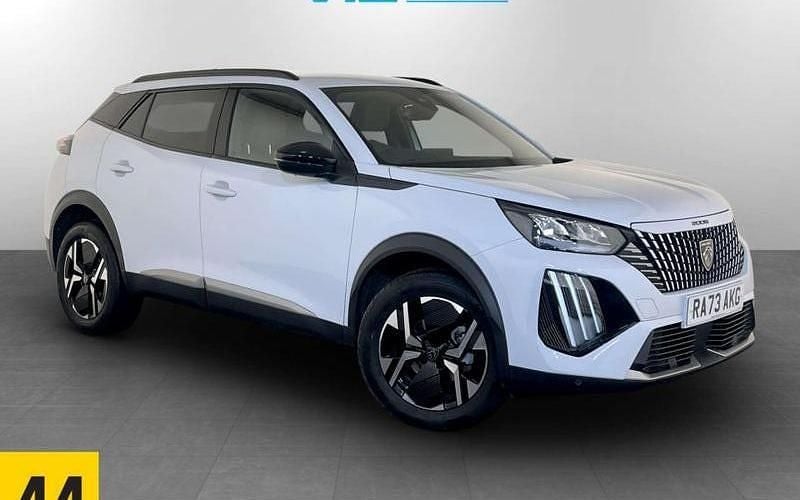 Used Peugeot 2008 Allure 131 HP (96 kW) 2024 White SUV