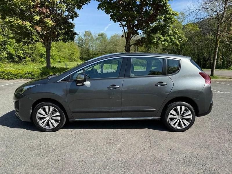 Begagnad Peugeot 3008 Active 115 HK (84 kW) 2014 Grå SUV