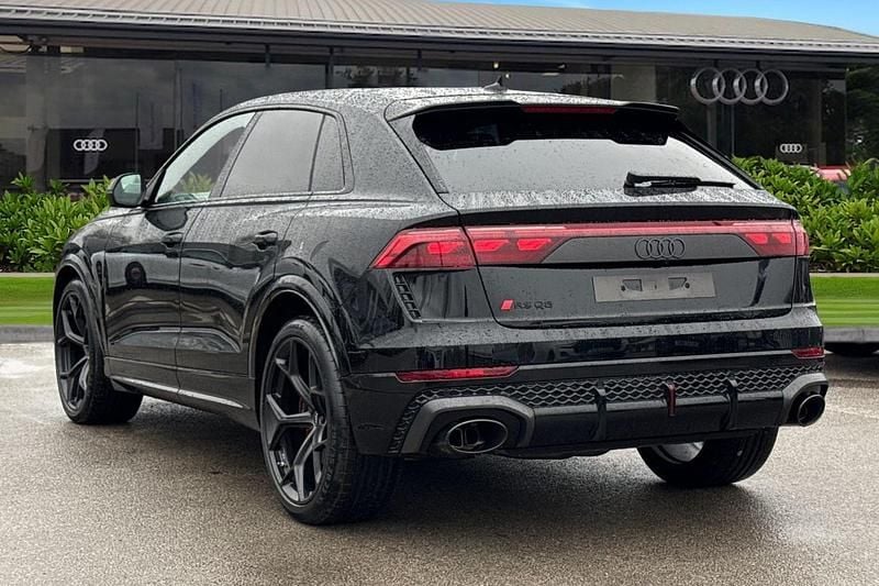 New Audi RS Q8 Performance 631 HP (464 kW) 2026 Black SUV