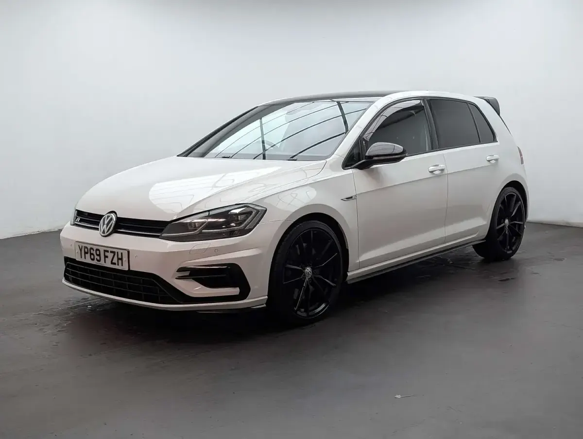 Used VW Golf VII R 300 HP (220 kW) 2019 White Hatchback