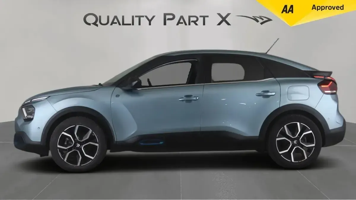 Used Citroën e-C4 Shine 100 kW (136 HP) 2023 Blue Hatchback