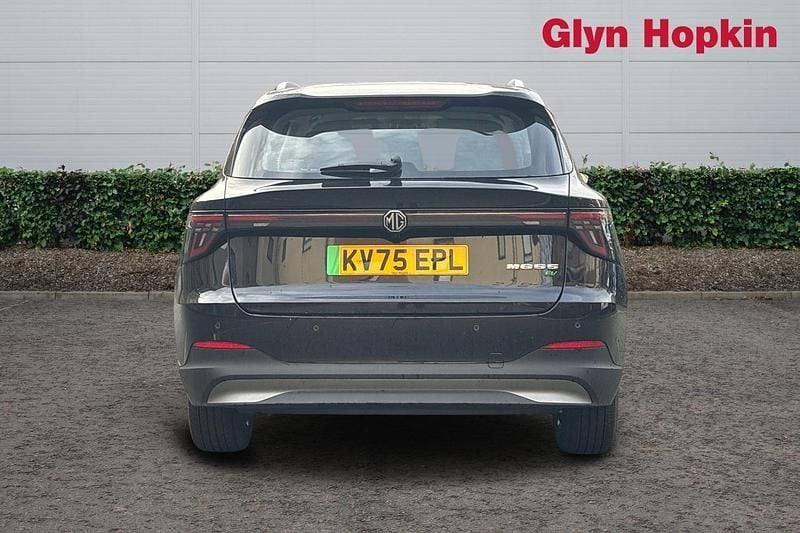 New MG MG5 EV SE 114 kW (156 HP) 2025 Black Estate