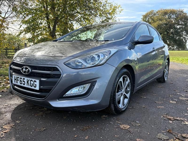 Grey Used 2015 Hyundai i30 SE Hatchback | £5,995 (Fair price) - Image 1/3