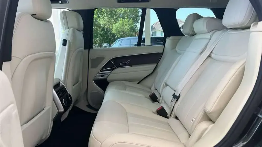 Used Land Rover Range Rover HSE 300 HP (220 kW) 2022 Green SUV