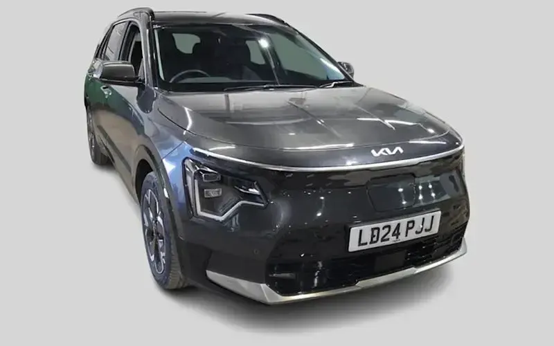 Usado Kia Niro 150 kW (204 HP) 2024 SUV
