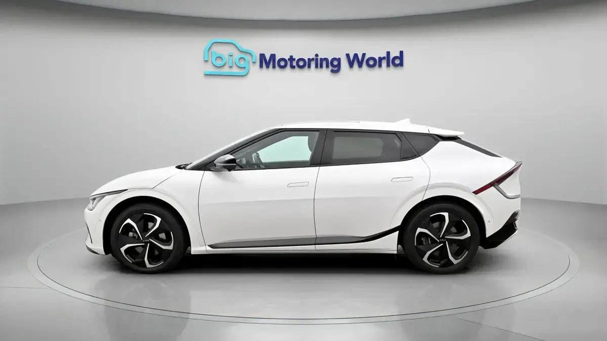 Used Kia EV6 GT-Line S 239 kW (325 HP) 2023 White SUV