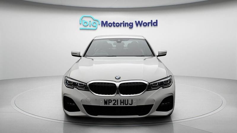 Used BMW 330e M Sport 292 HP (214 kW) 2021 White Sedan