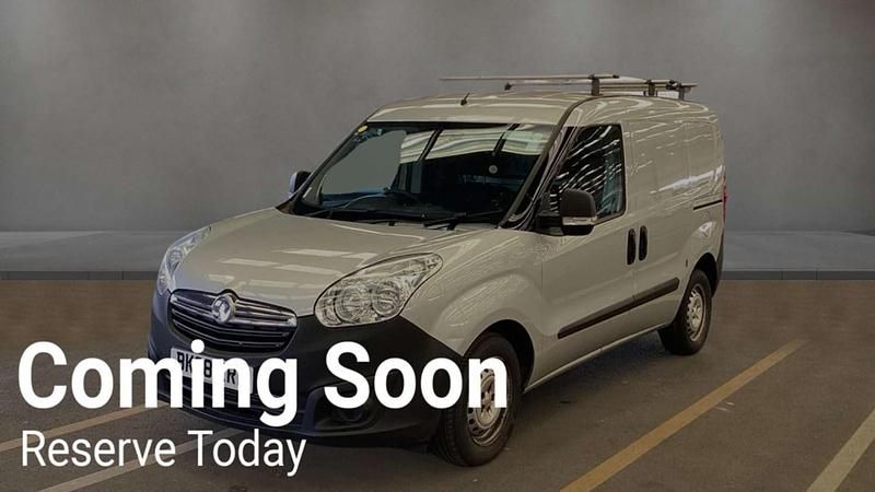 Used Vauxhall Combo 105 HP (77 kW) 2018 Silver MPV